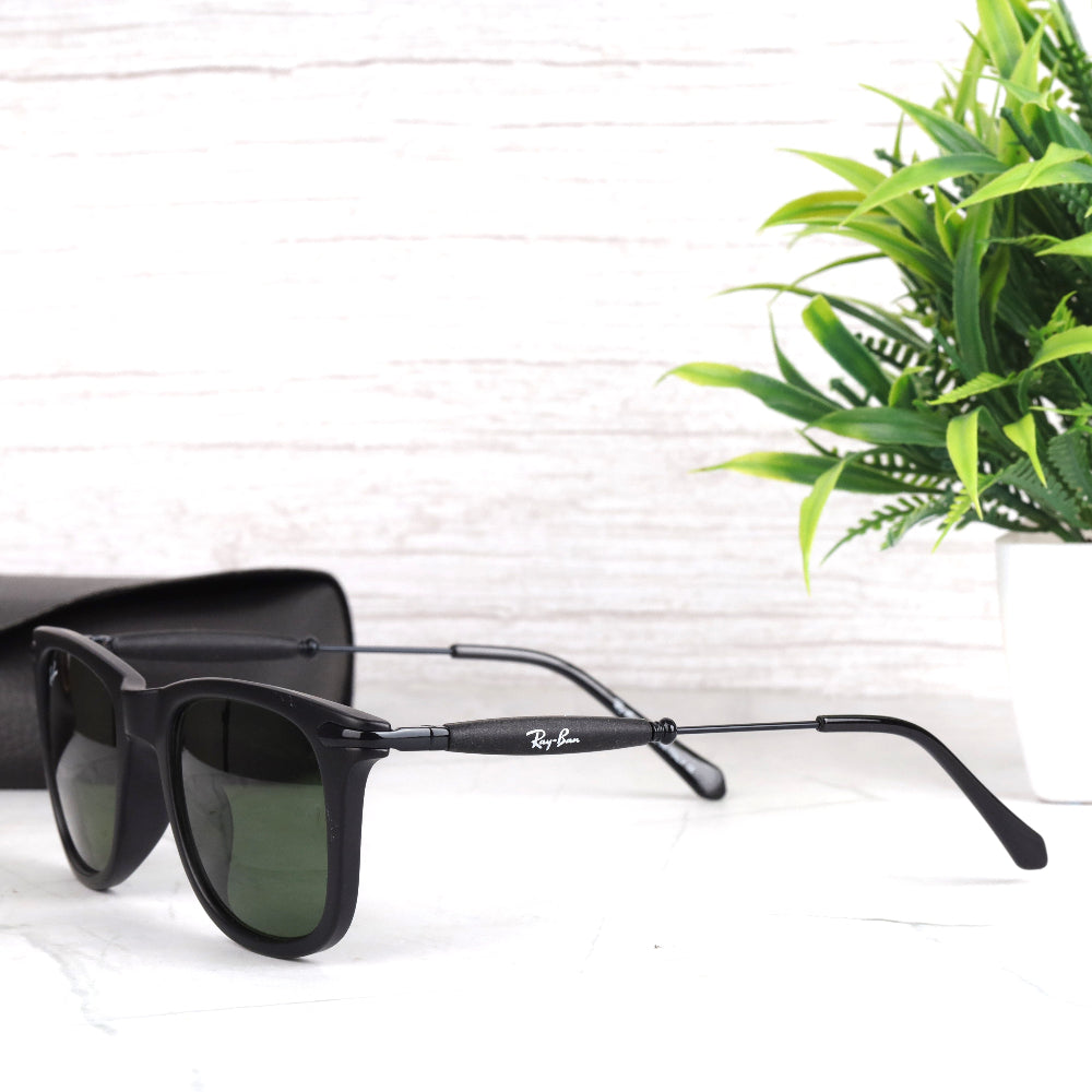Classic Square 2148 Black-Green Sunglass with UV 400 protection and black frame from JUO INDIA.